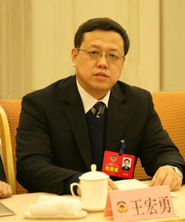 選擇“連心”就是選擇放心——記濟南市政協(xié)委員，濟南連心物業(yè)有限公司黨支部書記、董事長王宏勇